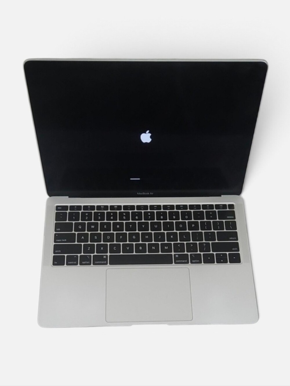 APPLE Macbook Air 13 Inch 2018 Color: Silver